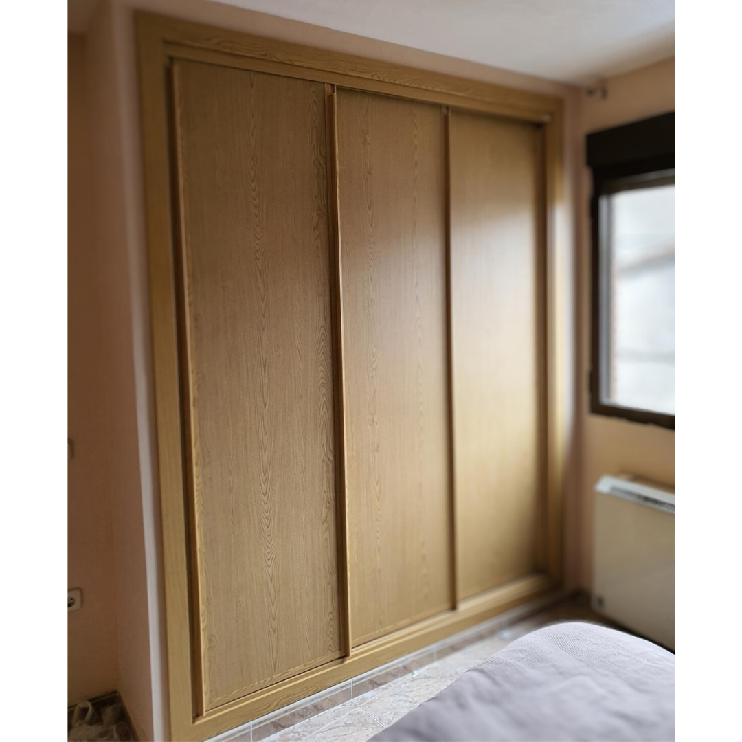 Armario de madera a medida