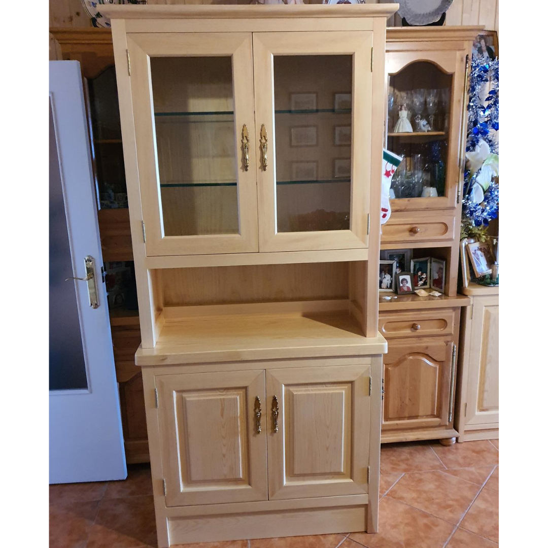 Aparador de madera natural