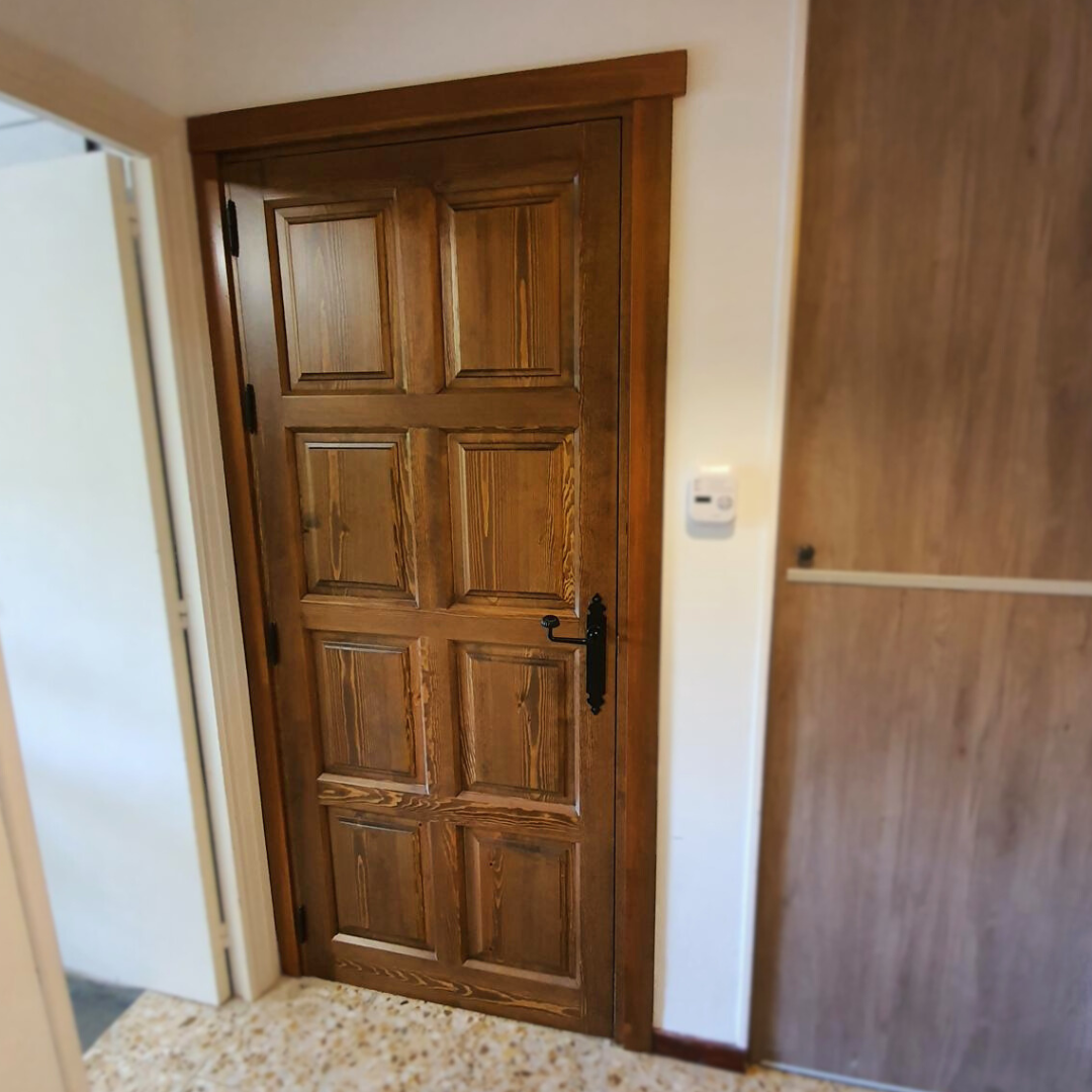 puerta interior en madera 
