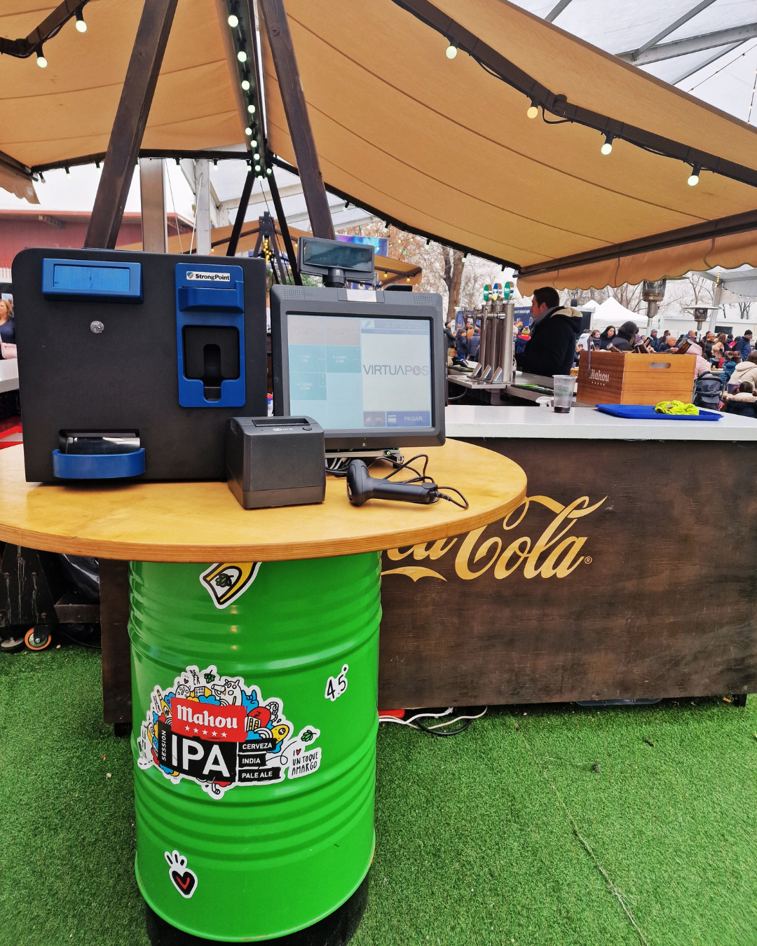 Dispositivo de recarga de tokens en barra