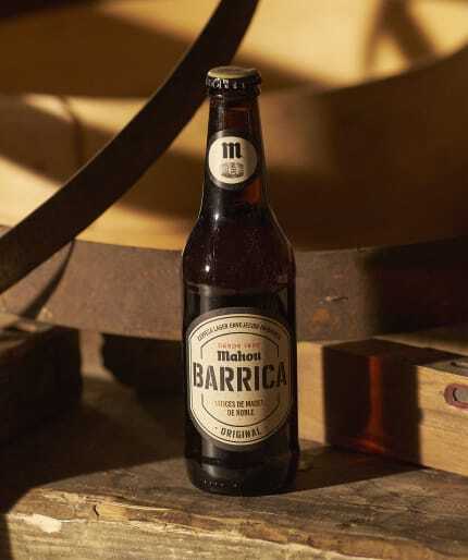 cerveza mahou barrica