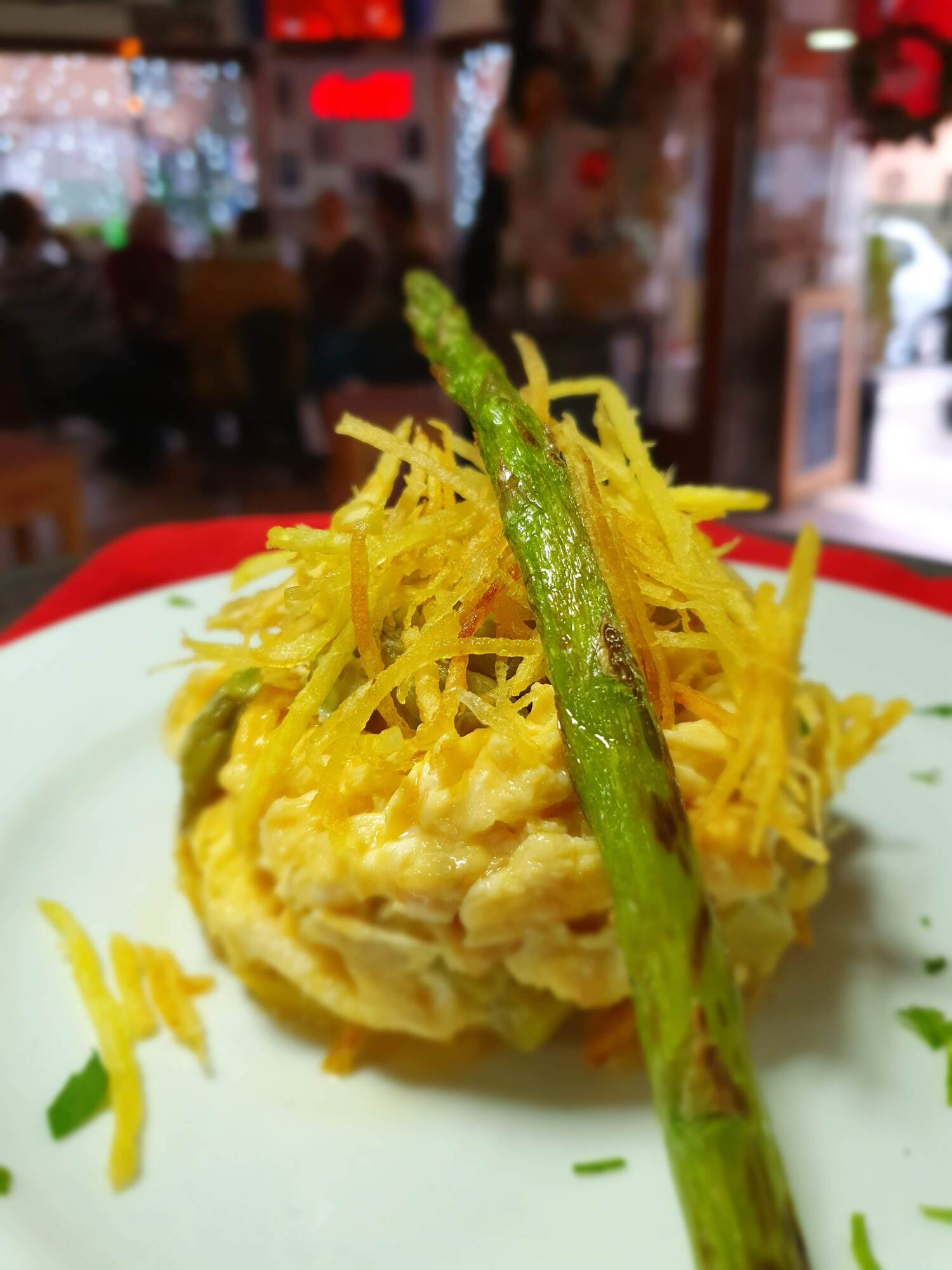 revuelto de esparragos trigueros