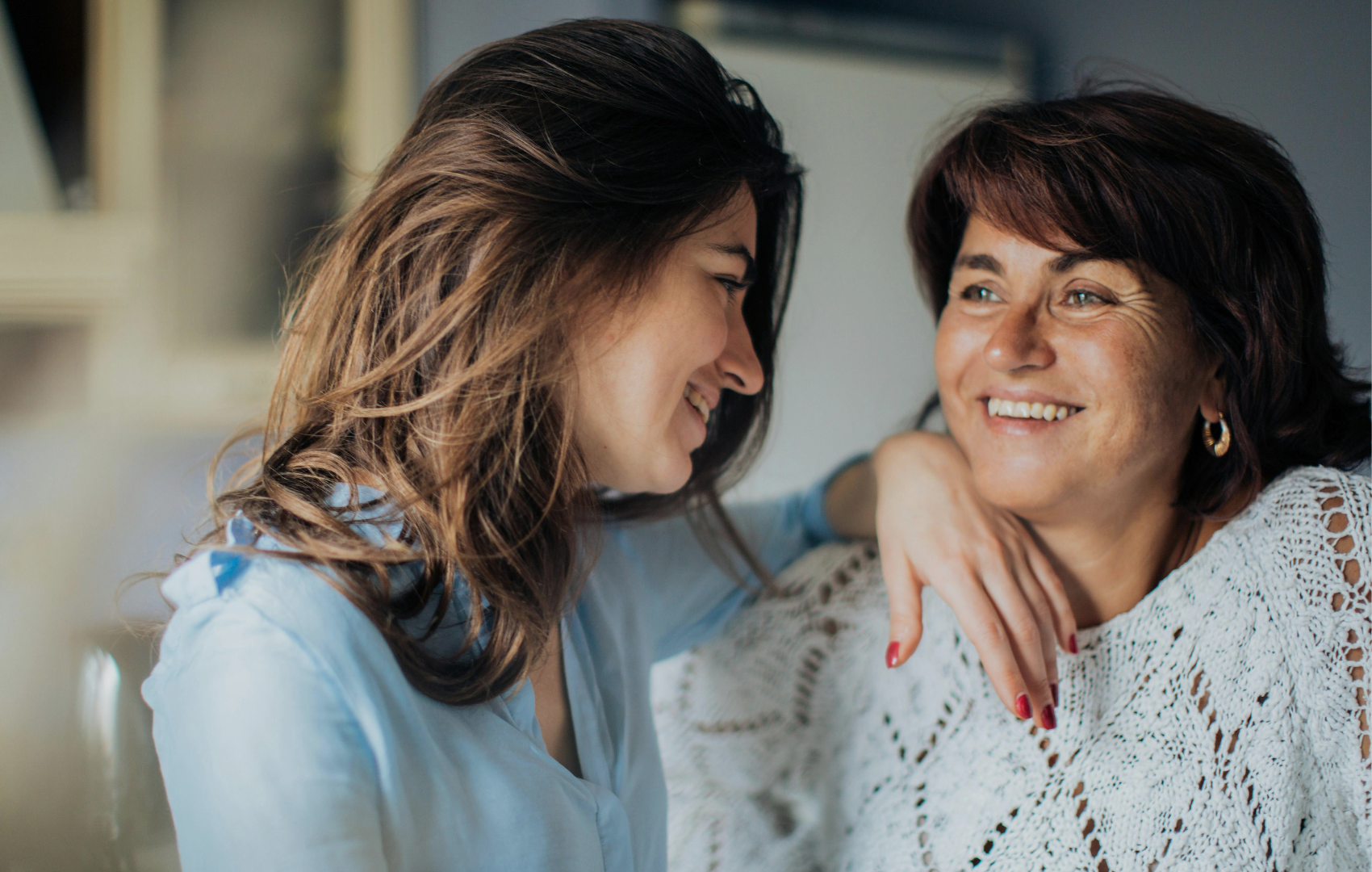 Fotografía de dos mujeres